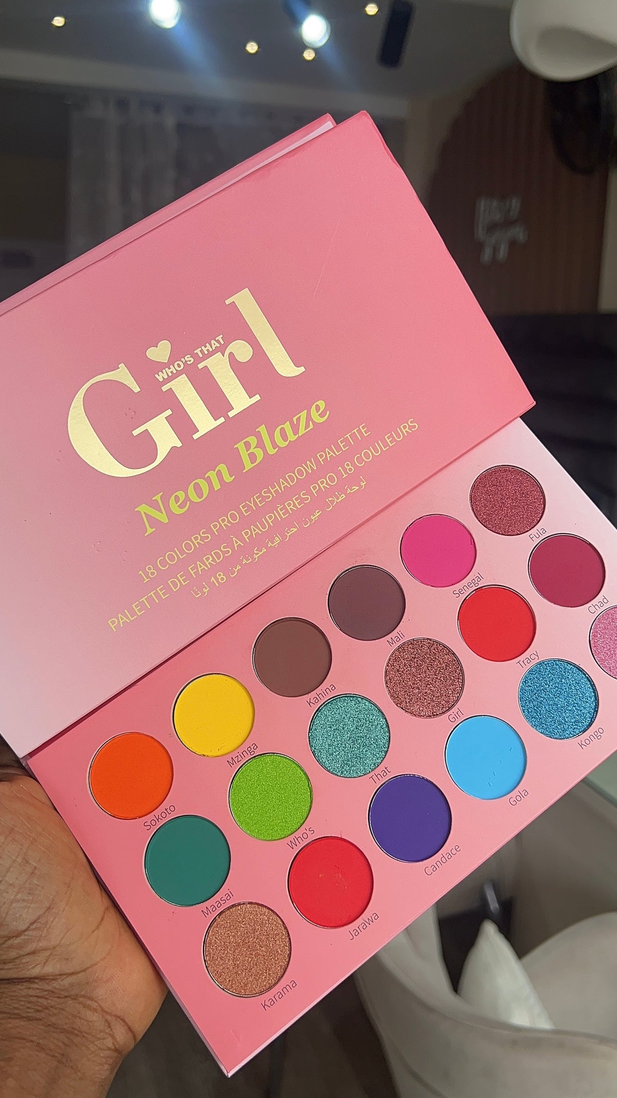 Who’s that girl neon glaze eyeshadow palette