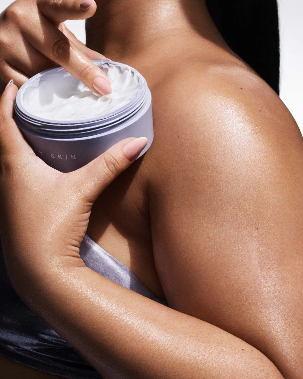 FENTY SKIN BUTA DROP WHIPPED OIL BODY CREAM