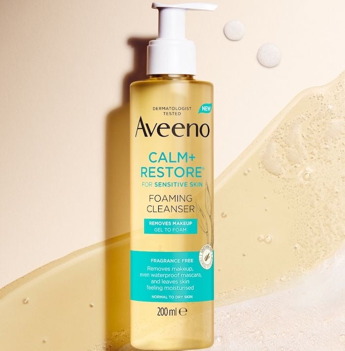 Aveeno Face CALM+RESTORE Foaming Cleanser