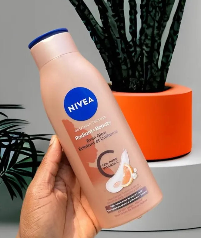 NIVEA RADIANT& BEAUTY WITH VITAMIN C BODY LOTION
