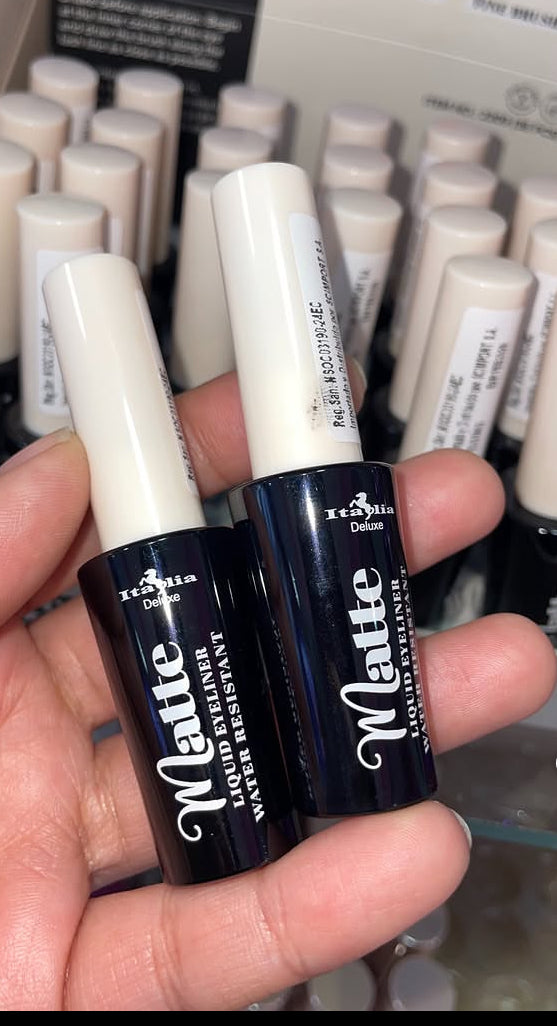 ITALIA LIQUID LINER