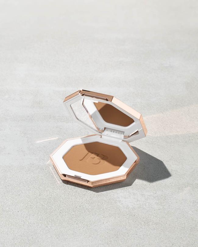 FENTY BEAUTY SUN STALK'R BRONZER