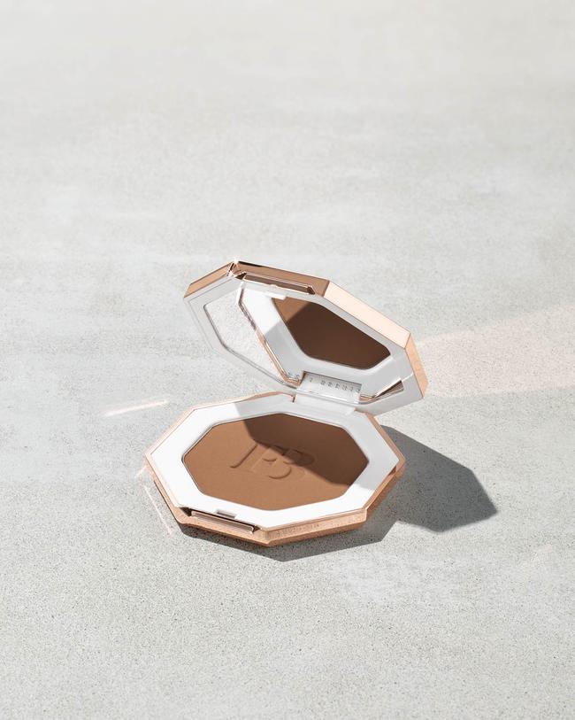 FENTY BEAUTY SUN STALK'R BRONZER