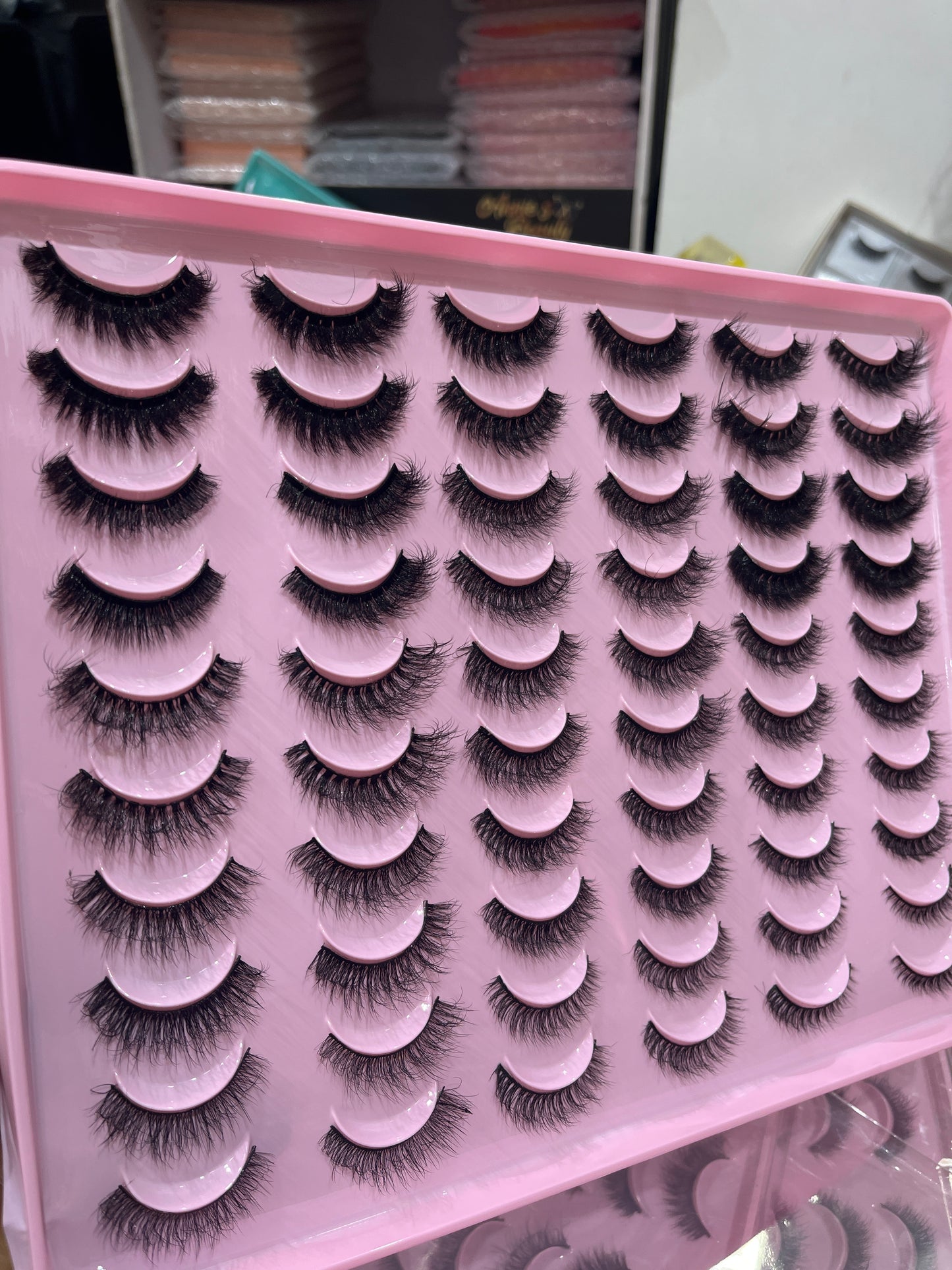 30-in-1 eyelash