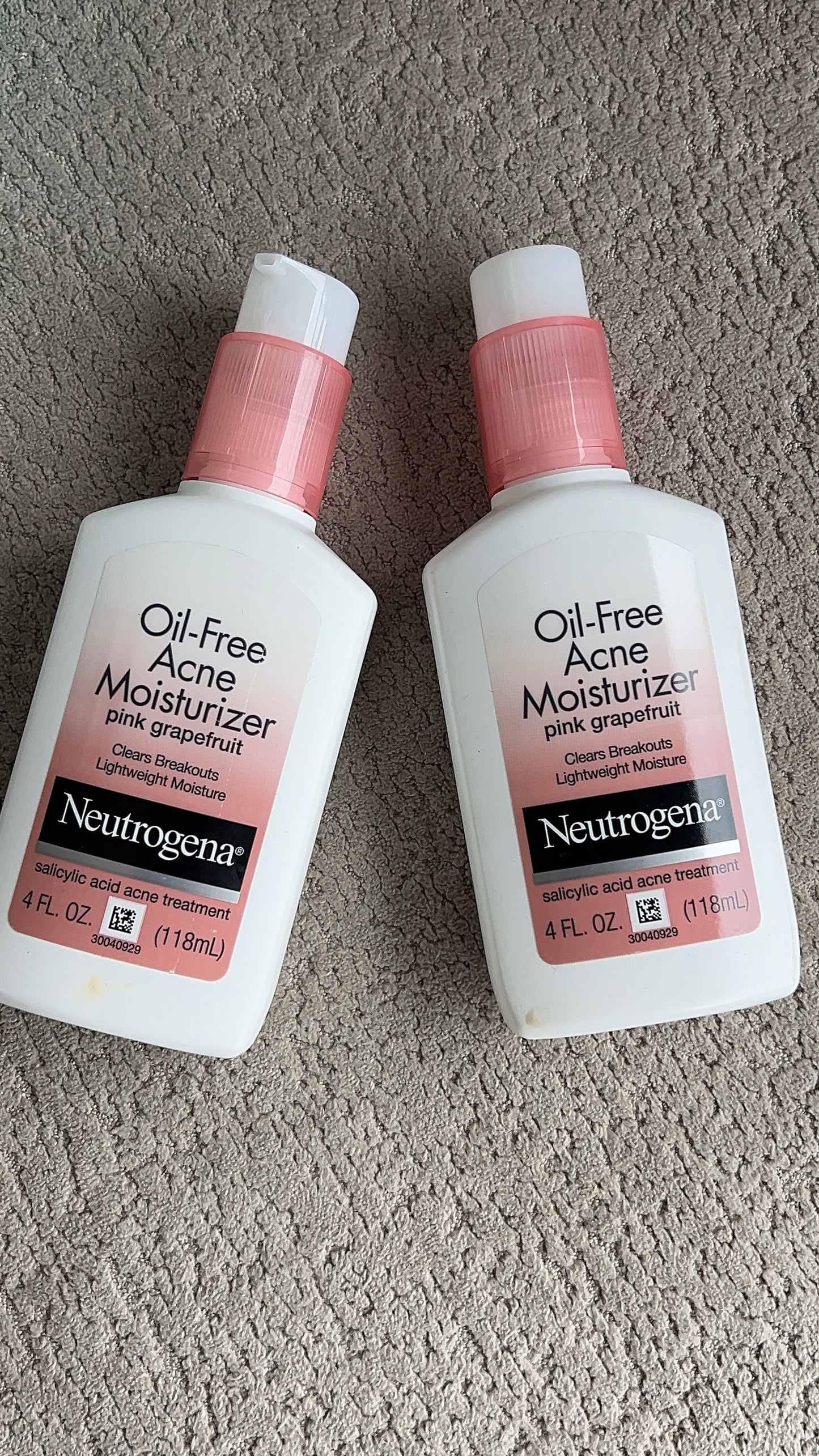 NEUTROGENA OIL-FREE ACNE MOISTURIZER