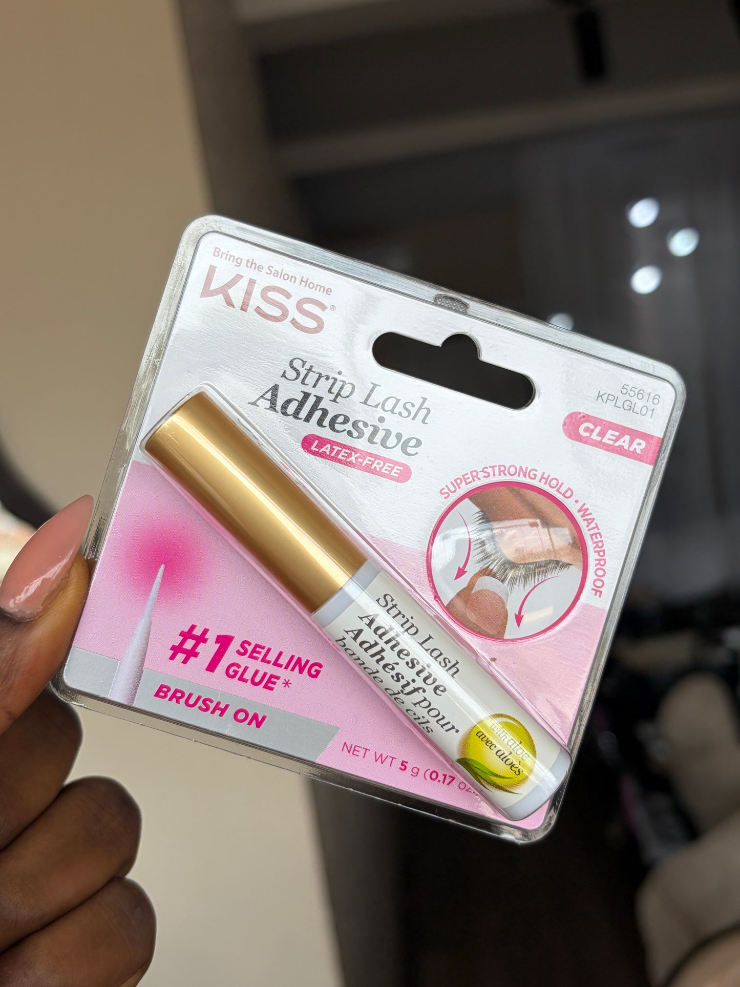 KISS EYELASH GLUE