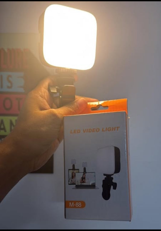 LED VIDEO LIGHT  M-88